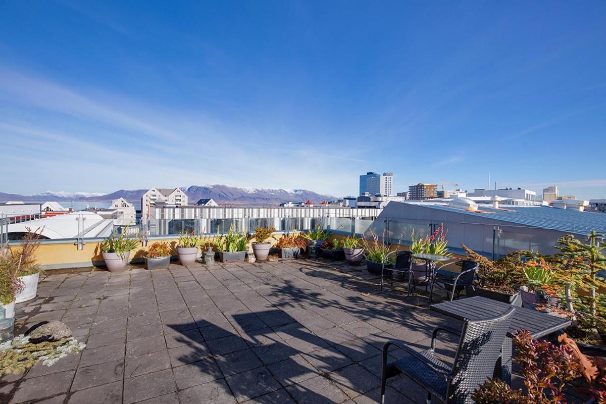 Penthouse Apartment With Panasonic Mountain View Reykjavík Dış mekan fotoğraf